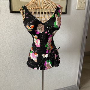 Women's Sea Fashions of California Black Floral One Piece Swimsuit Size 10-sml